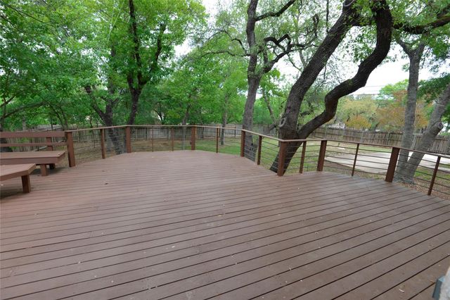 9801 Talleyran DR, Austin, TX 78750