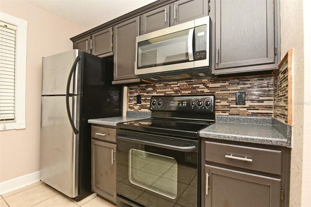 952 BIRD BAY COURT 100, Lake Mary, FL 32746