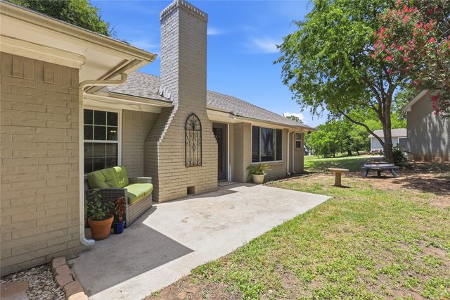 1000 Hillside Drive, Keller, TX 76248