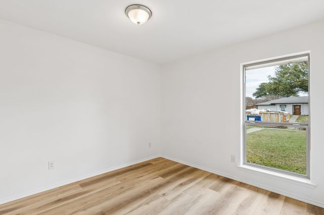 1611 Heather Glen Court, Richardson, TX 75081