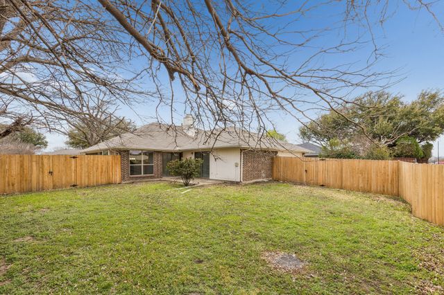 1611 Heather Glen Court, Richardson, TX 75081