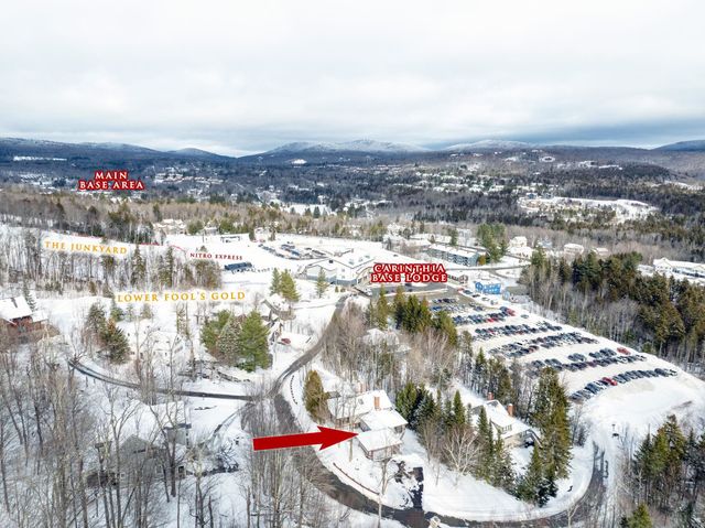 33 Carinthia Road, Dover, VT 05356