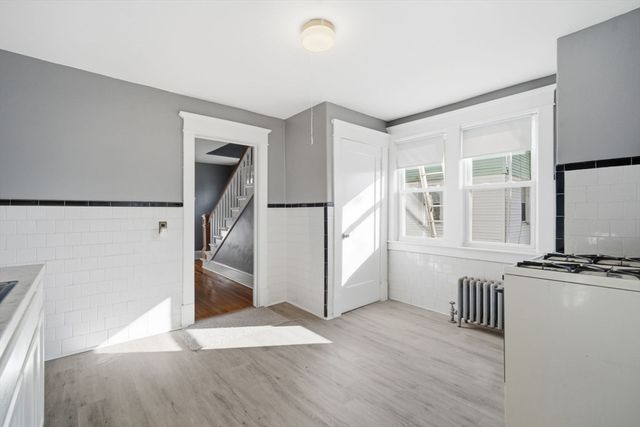 152 Monrovia St, Springfield, MA 01103