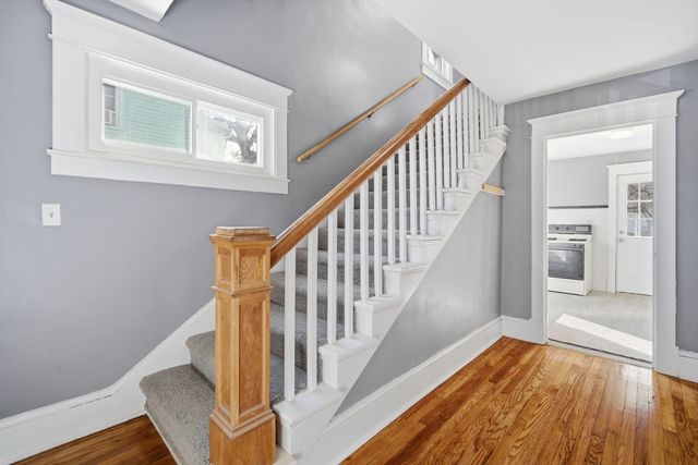 152 Monrovia St, Springfield, MA 01103