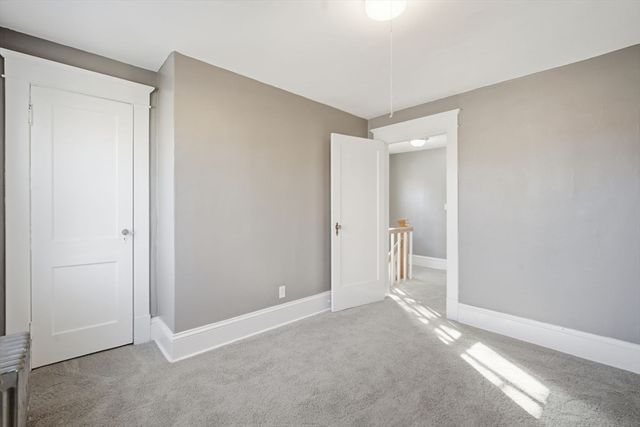 152 Monrovia St, Springfield, MA 01103