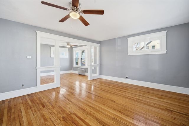 152 Monrovia St, Springfield, MA 01103
