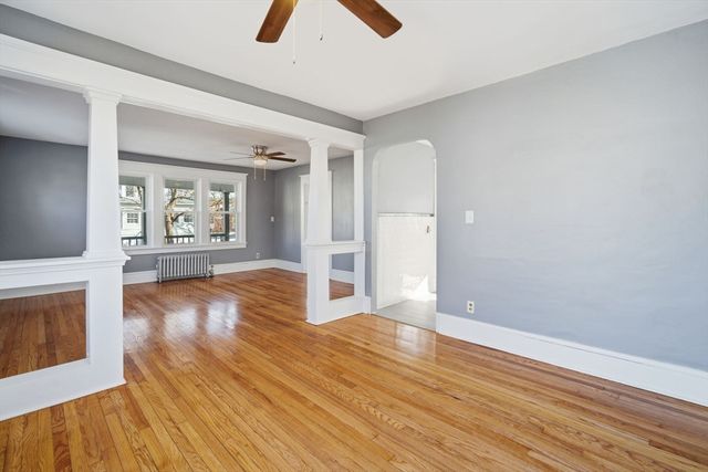 152 Monrovia St, Springfield, MA 01103