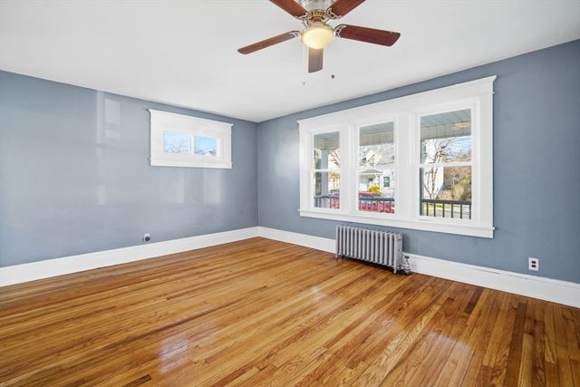 152 Monrovia St, Springfield, MA 01103