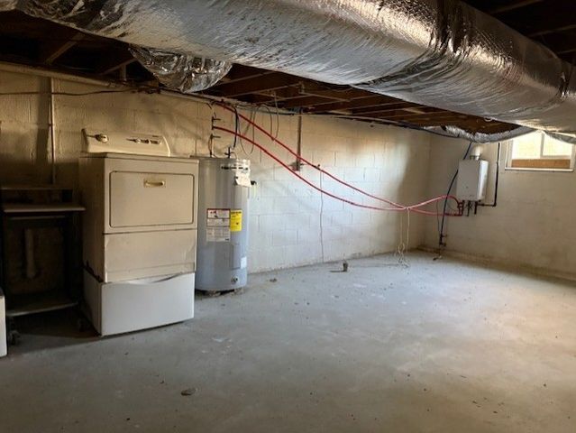 584 Blue Springs Rd, Smithville, TN 37166