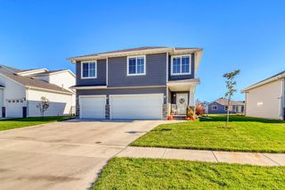 3712 S 49th St. Street, Fargo, ND 58104
