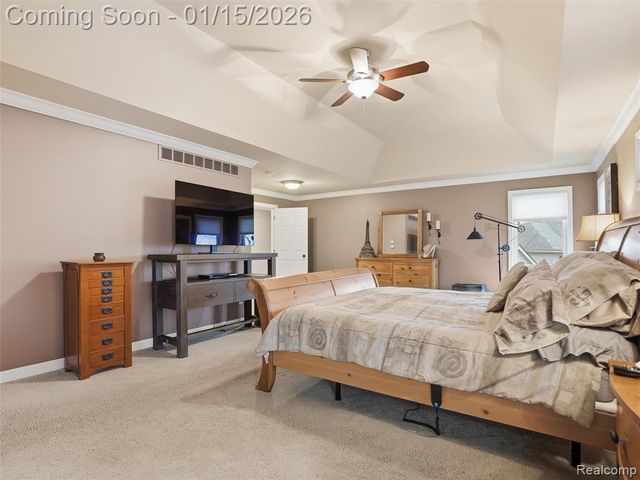 8249 Brookstone Lane, Clarkston, MI 48348