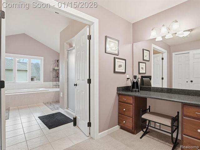 8249 Brookstone Lane, Clarkston, MI 48348