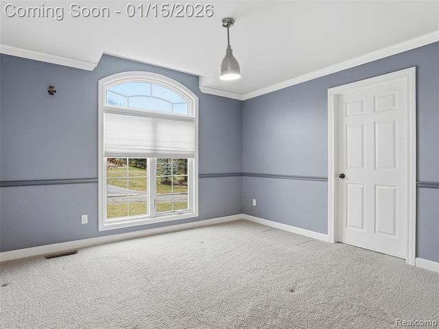 8249 Brookstone Lane, Clarkston, MI 48348