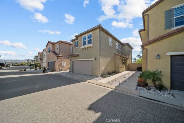 26350 Piazza Di Sarro, Newhall, CA 91321