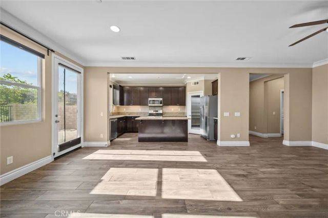 26350 Piazza Di Sarro, Newhall, CA 91321