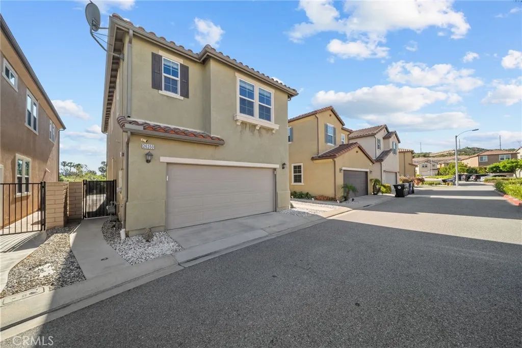 26350 Piazza Di Sarro, Newhall, CA 91321