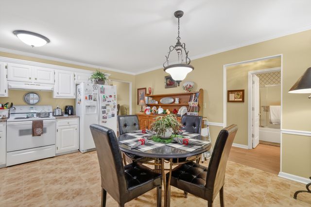 617 E Lane St, Shelbyville, TN 37160