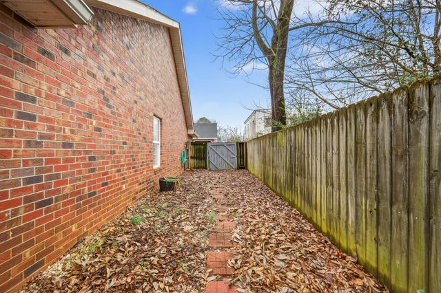 617 E Lane St, Shelbyville, TN 37160