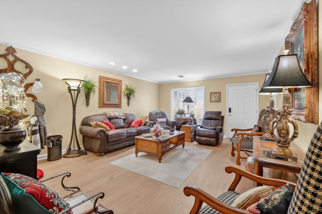 617 E Lane St, Shelbyville, TN 37160