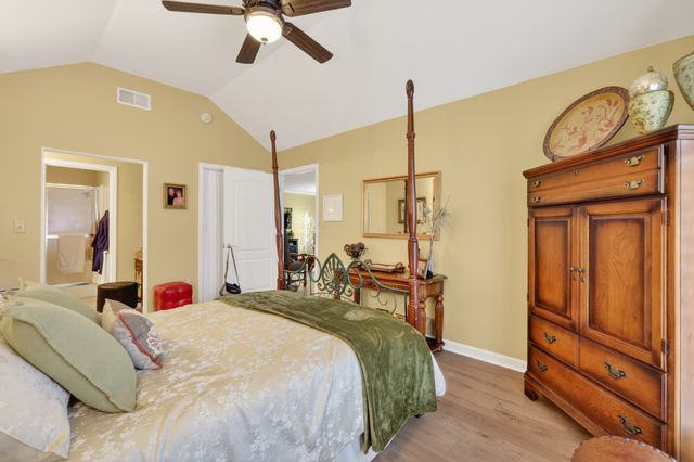 617 E Lane St, Shelbyville, TN 37160