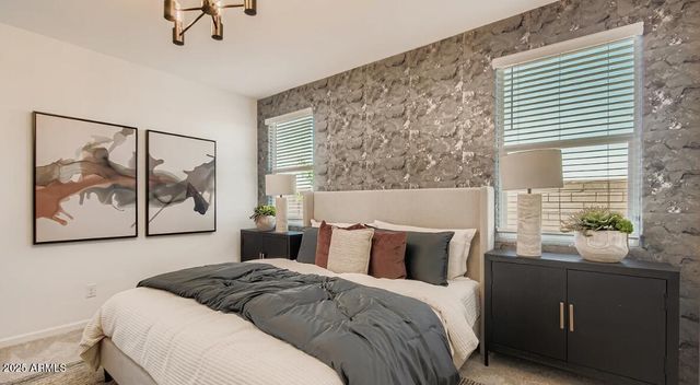 9814 W MITCHELL Drive, Phoenix, AZ 85037