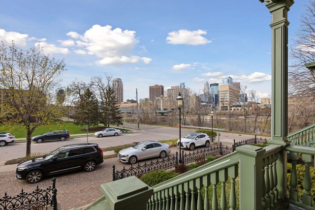 8 Grove Street 8B, Minneapolis, MN 55401