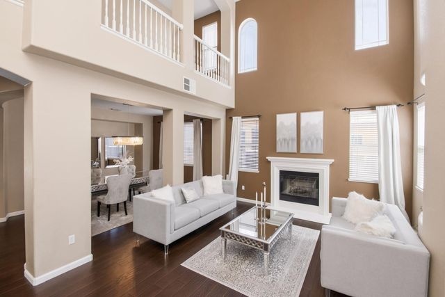5809 Isaac Way, Elk Grove, CA 95757