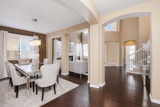 5809 Isaac Way, Elk Grove, CA 95757