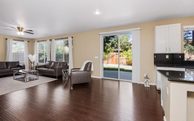 5809 Isaac Way, Elk Grove, CA 95757