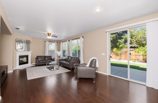 5809 Isaac Way, Elk Grove, CA 95757