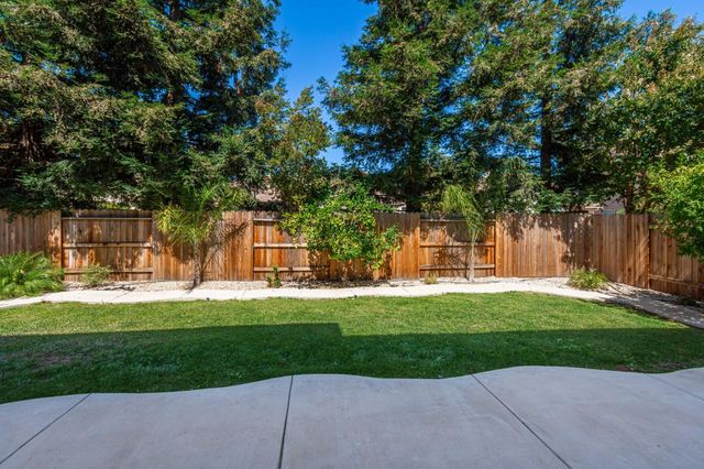 5809 Isaac Way, Elk Grove, CA 95757