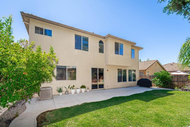 5809 Isaac Way, Elk Grove, CA 95757