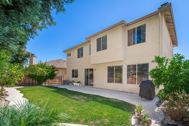5809 Isaac Way, Elk Grove, CA 95757