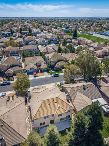 5809 Isaac Way, Elk Grove, CA 95757