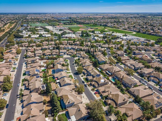 5809 Isaac Way, Elk Grove, CA 95757