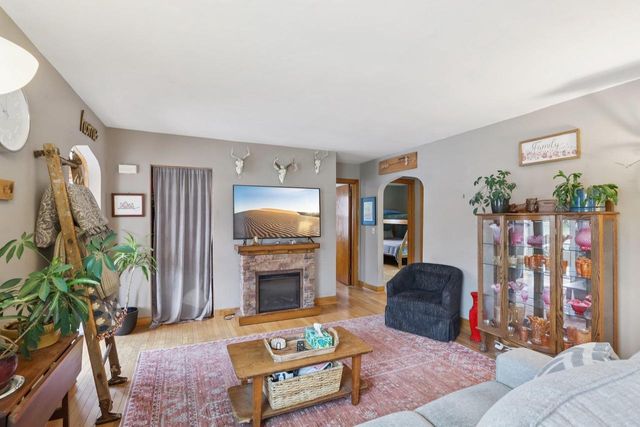 412 W Main Street, Reedsburg, WI 53959