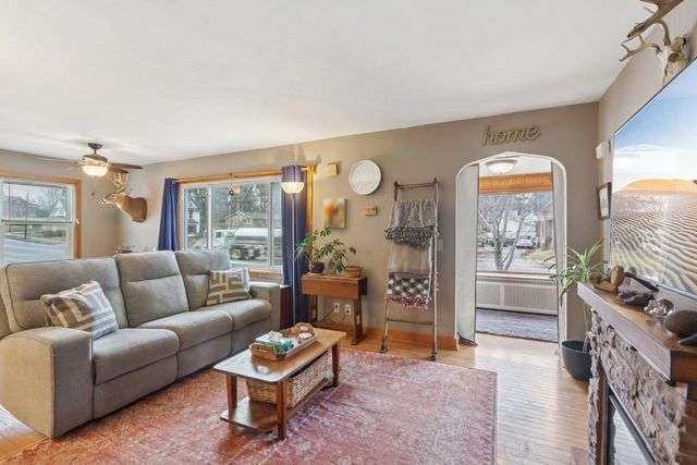 412 W Main Street, Reedsburg, WI 53959