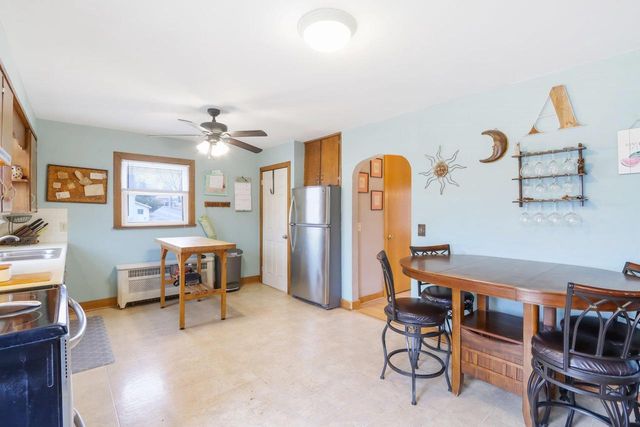 412 W Main Street, Reedsburg, WI 53959