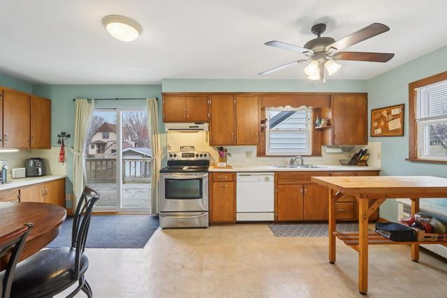 412 W Main Street, Reedsburg, WI 53959