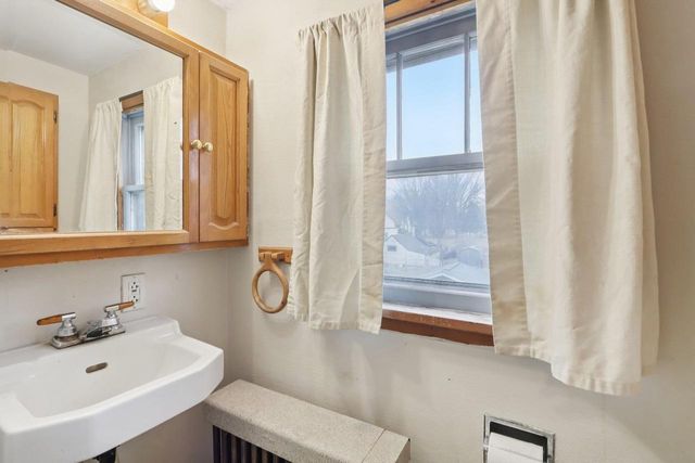 412 W Main Street, Reedsburg, WI 53959