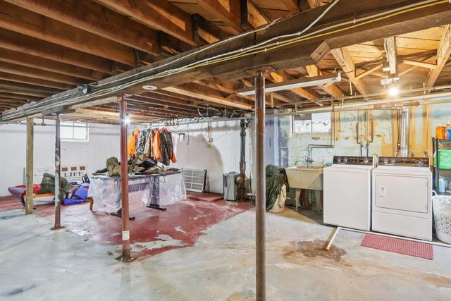 412 W Main Street, Reedsburg, WI 53959