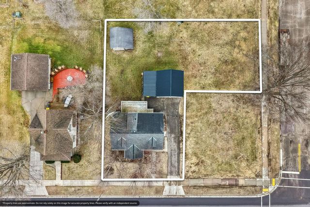 412 W Main Street, Reedsburg, WI 53959