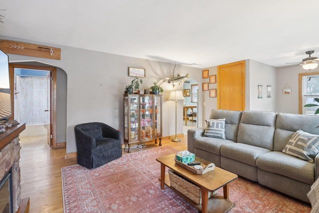 412 W Main Street, Reedsburg, WI 53959