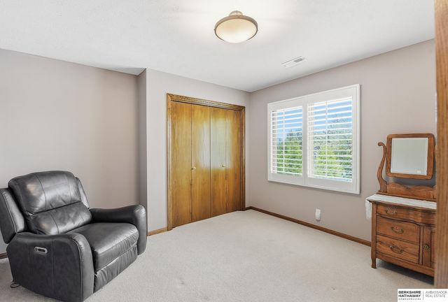 4303 S 169th Circle, Omaha, NE 68135