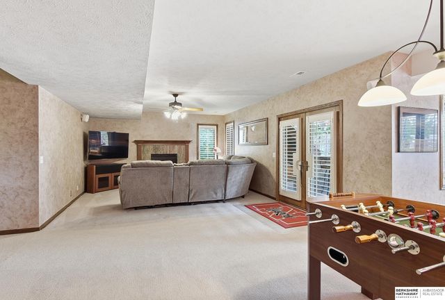 4303 S 169th Circle, Omaha, NE 68135