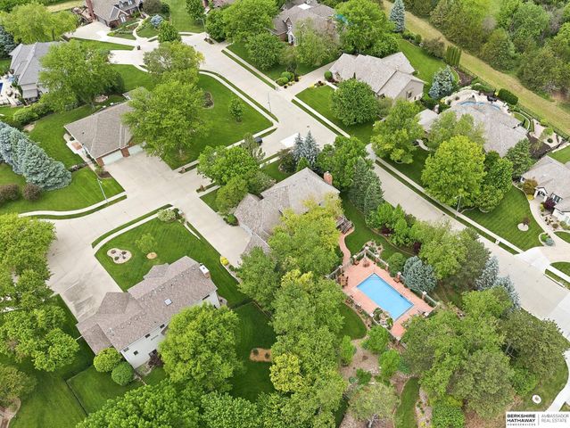 4303 S 169th Circle, Omaha, NE 68135