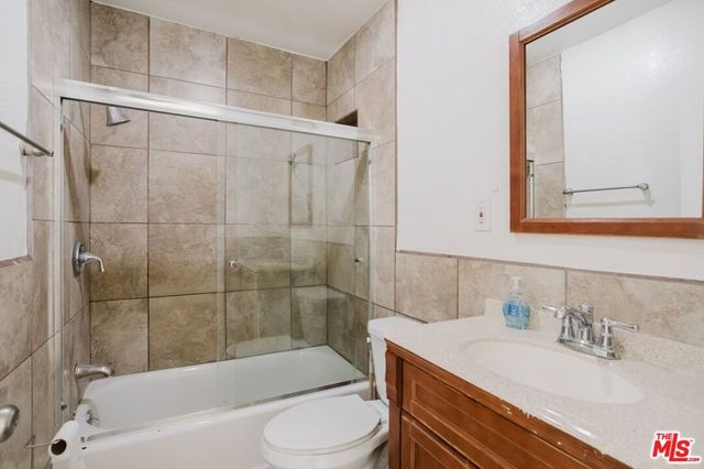 5917 Bartmus Street, Los Angeles, CA 90040