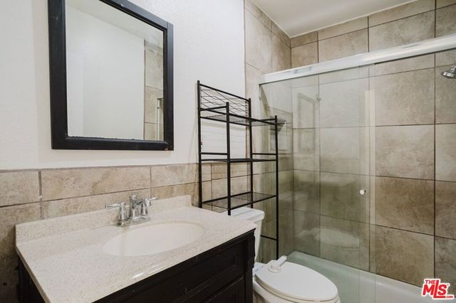 5917 Bartmus Street, Los Angeles, CA 90040