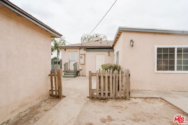 5917 Bartmus Street, Los Angeles, CA 90040