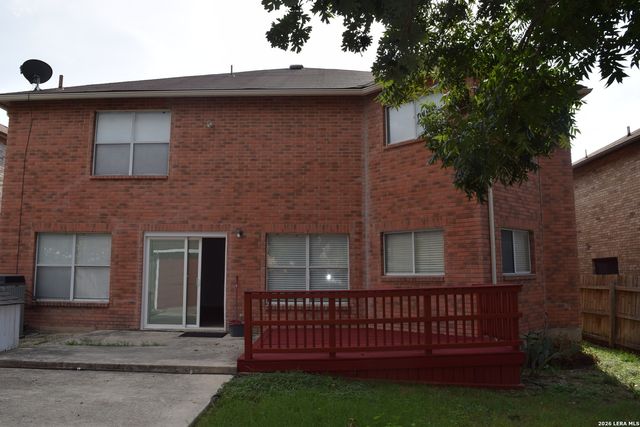 8026 CHESTNUT MANOR DR, Converse, TX 78109